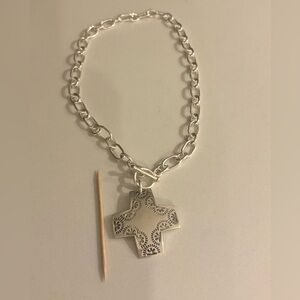 Elegant Silver Cross Pendant Necklace
